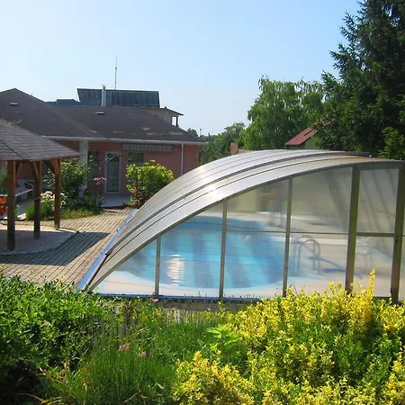 Feszek Apartmanhaz