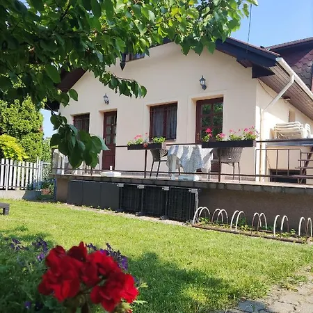Apartmán Feszek Apartmanhaz *