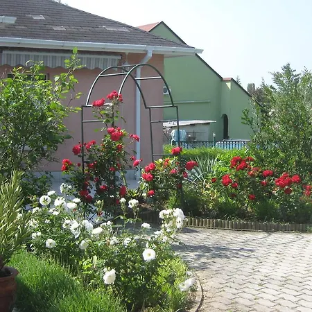 Apartman Fészek Vonyarcvashegy