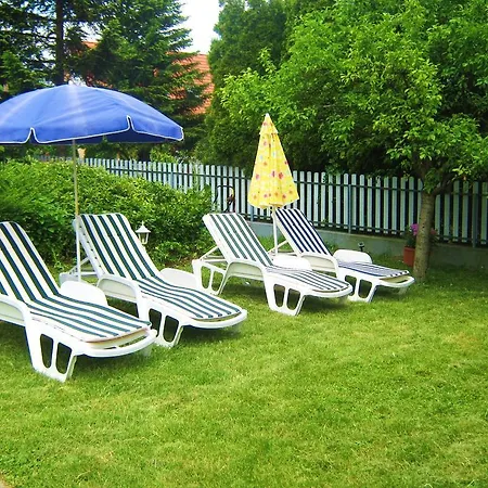 Feszek Apartmanhaz