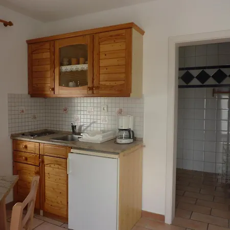 Apartament Feszek Apartmanhaz Vonyarcvashegy