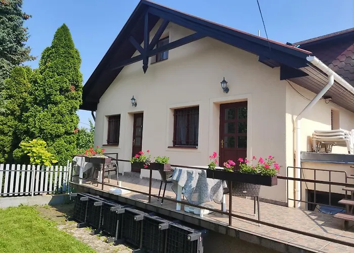 Feszek Apartmanhaz Apartment *
